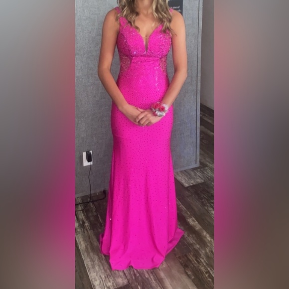 Faviana Pink Prom Dress / Formal Size 00. - Picture 1 of 4